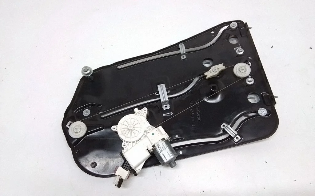 Rear door window regulator with motor 31253534
