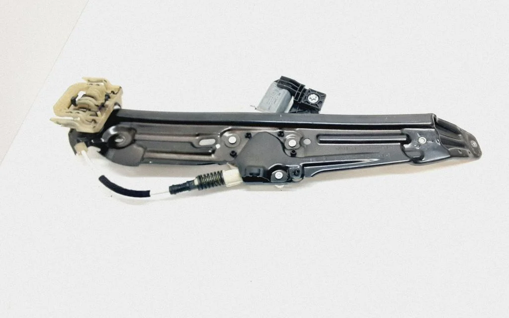 Rear door window regulator with motor – BMW 5 Series F10 F11 (2009-2016)