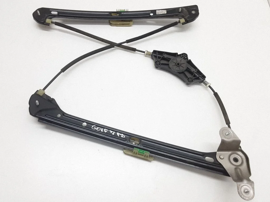 Rear door window regulator with motor 5G4837462F
