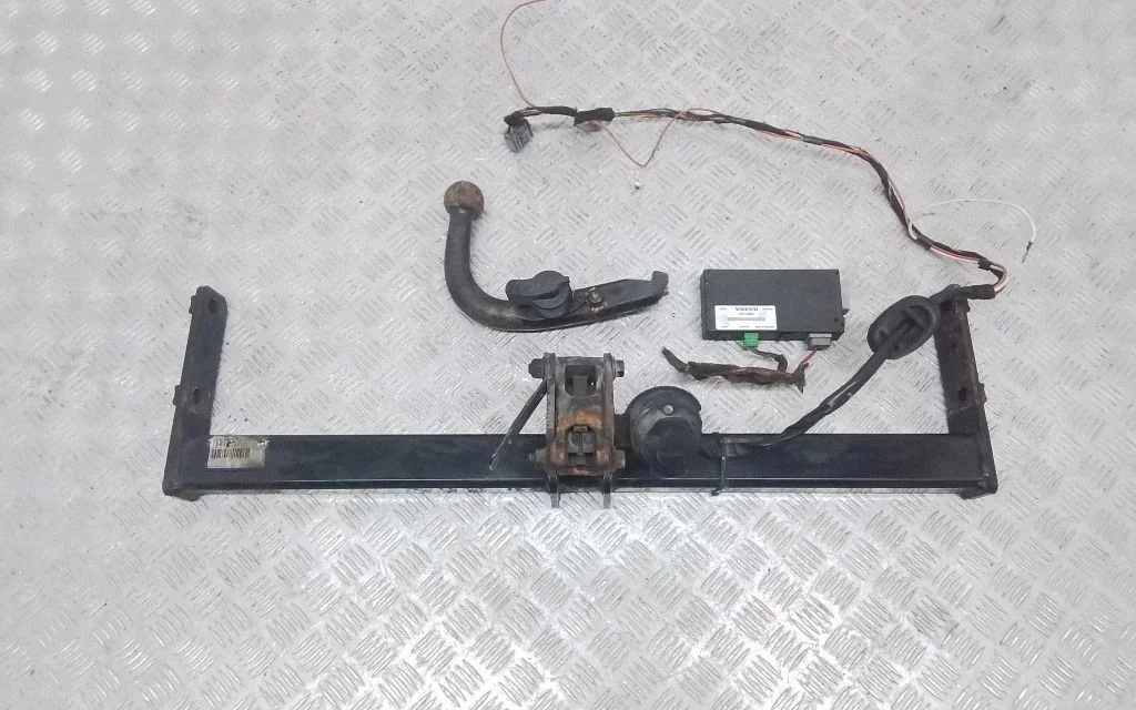 Haakekonksu komplekt – Volvo S60 (2011-2013)