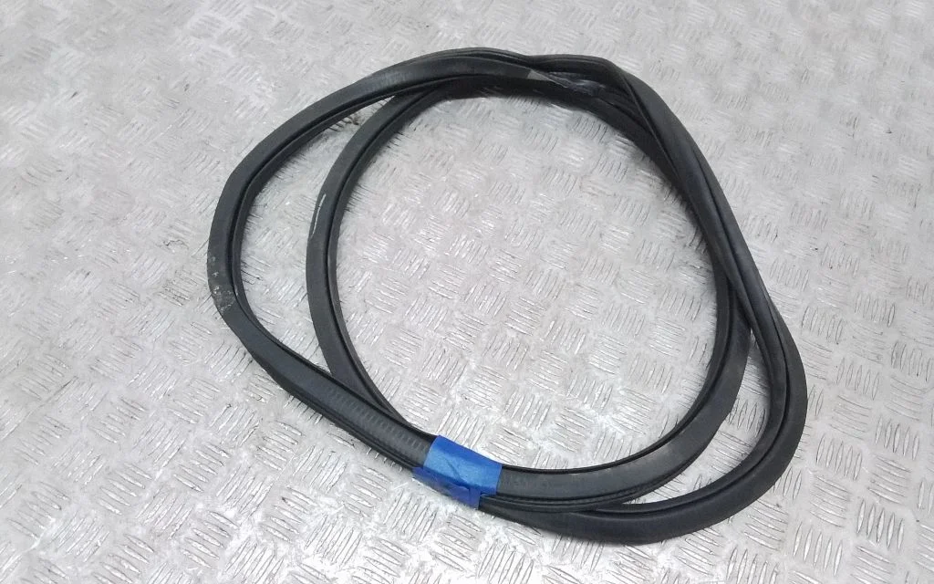 Rear door rubber seal (on body) – Volkswagen Jetta USA (2019-)