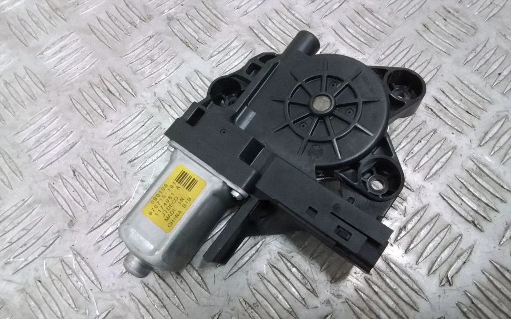 Rear door window regulator motor 970715101