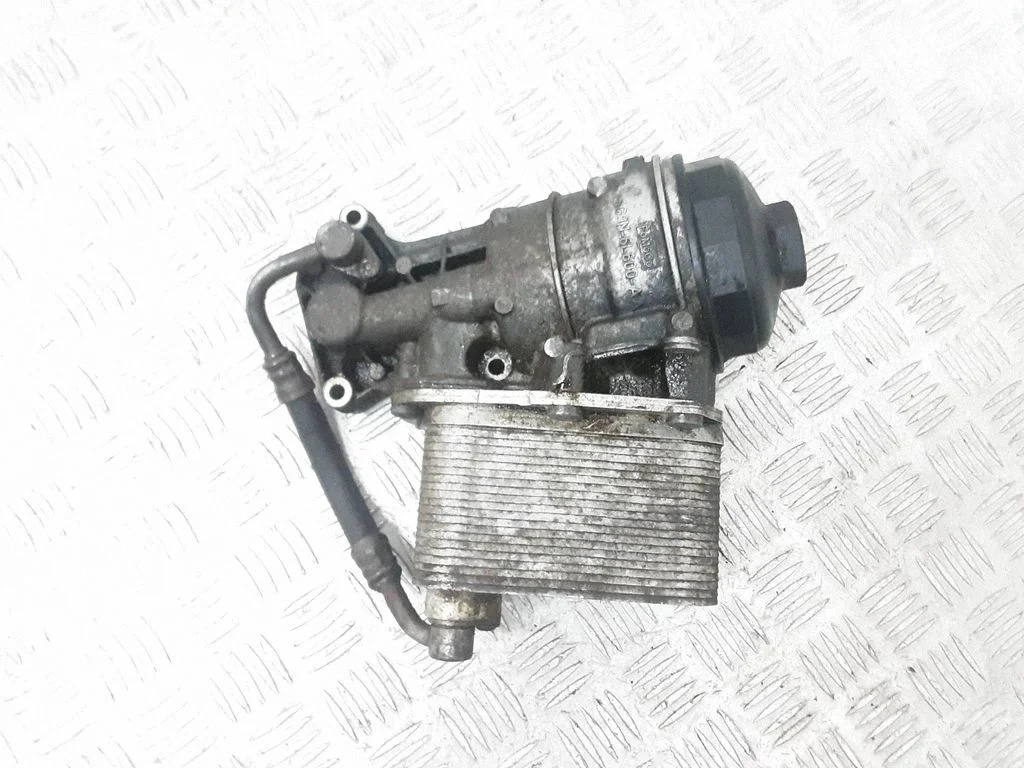 Obudowa filtra oleju / chłodnica oleju 6G9N6L600AA