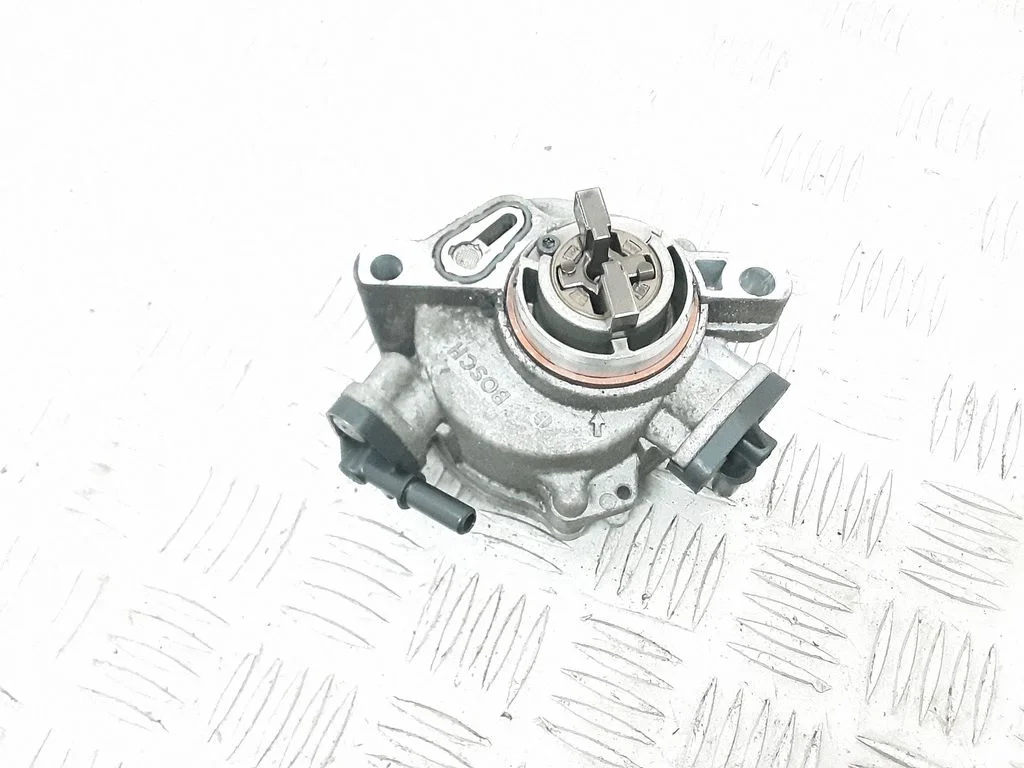 Vacuum pump 9684786780
