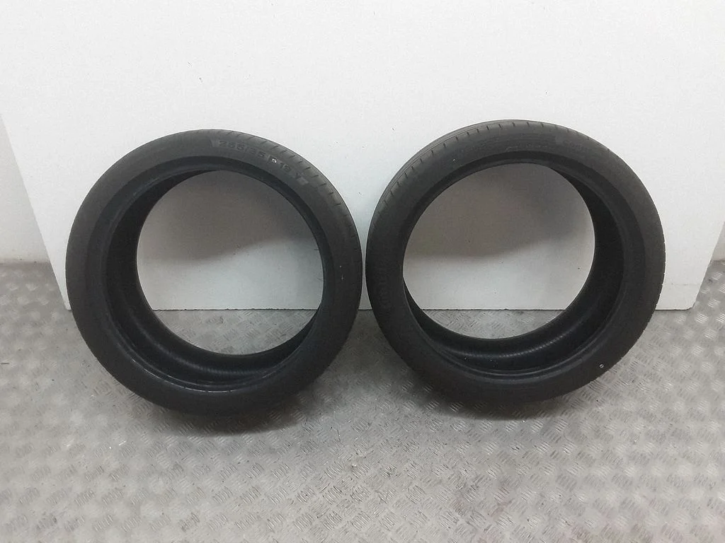 R19 summer tire – Mercedes-Benz C-Class W205 (2014-2021)