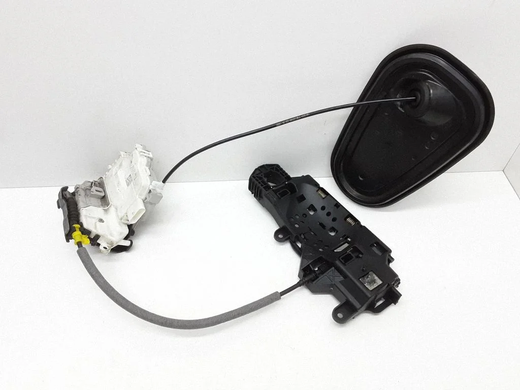 Front door lock – Audi RS Q3 (2013-2018)