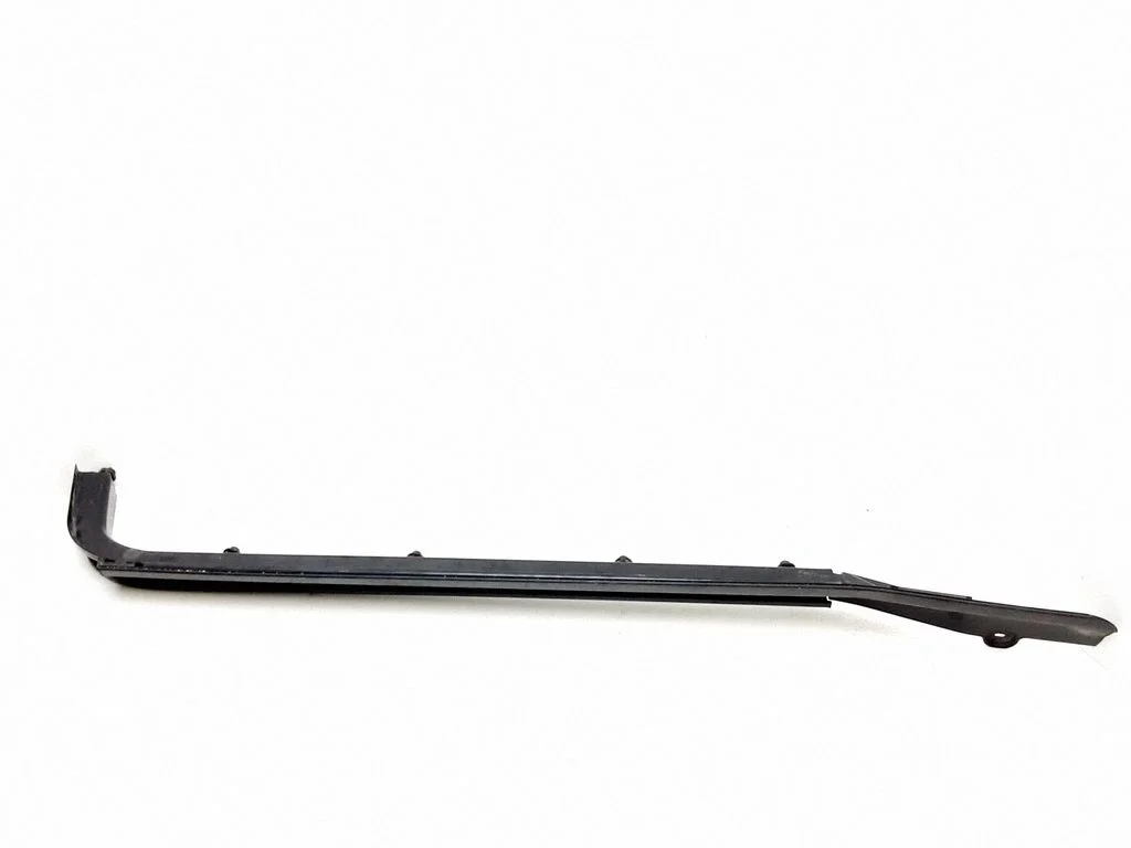 Sliding door upper top rail – Dodge Grand Caravan (2008-2020)