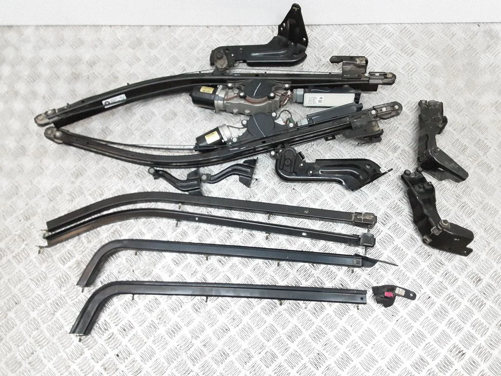 Sliding door motor assembly – Chrysler Pacifica (2017-)
