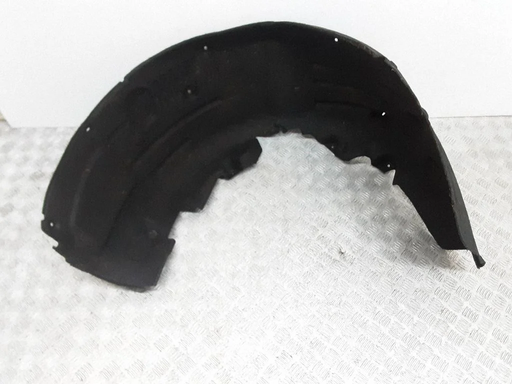 Rear arch fender liner splash guards A1926980000