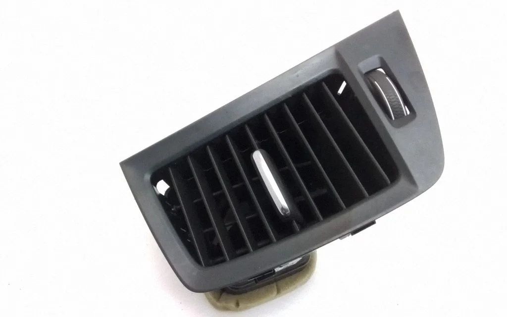 Dash center air vent grill 31417383