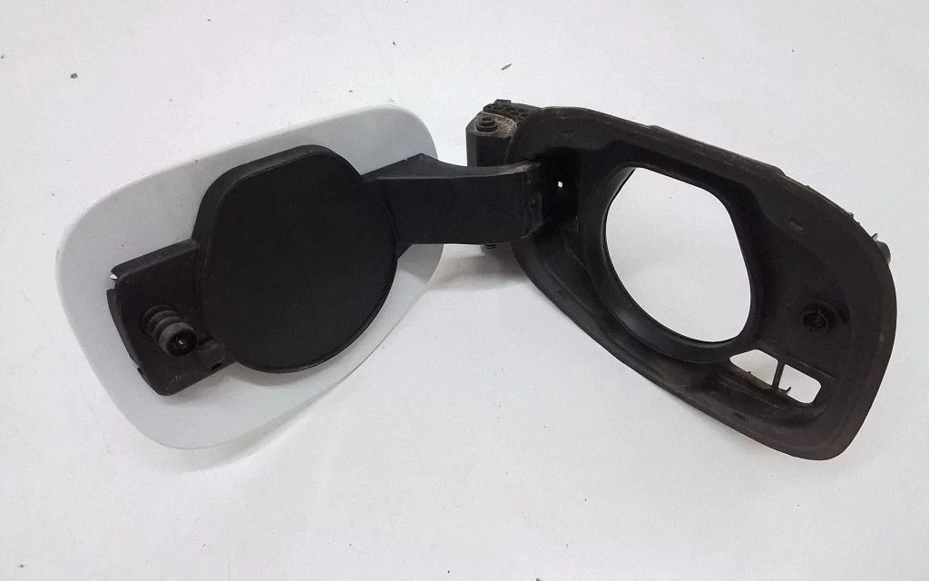 Fuel tank cap LJ6B10C706AC – Ford Kuga III (2020-)