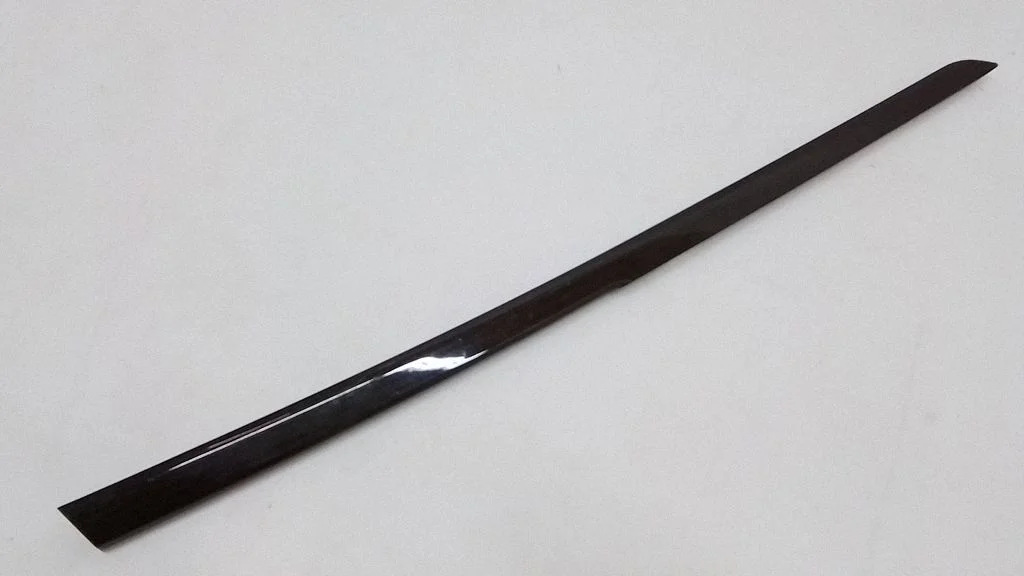 Listwa ozdobna – BMW Seria 7 F01 F02 F03 F04 (2008-2016)
