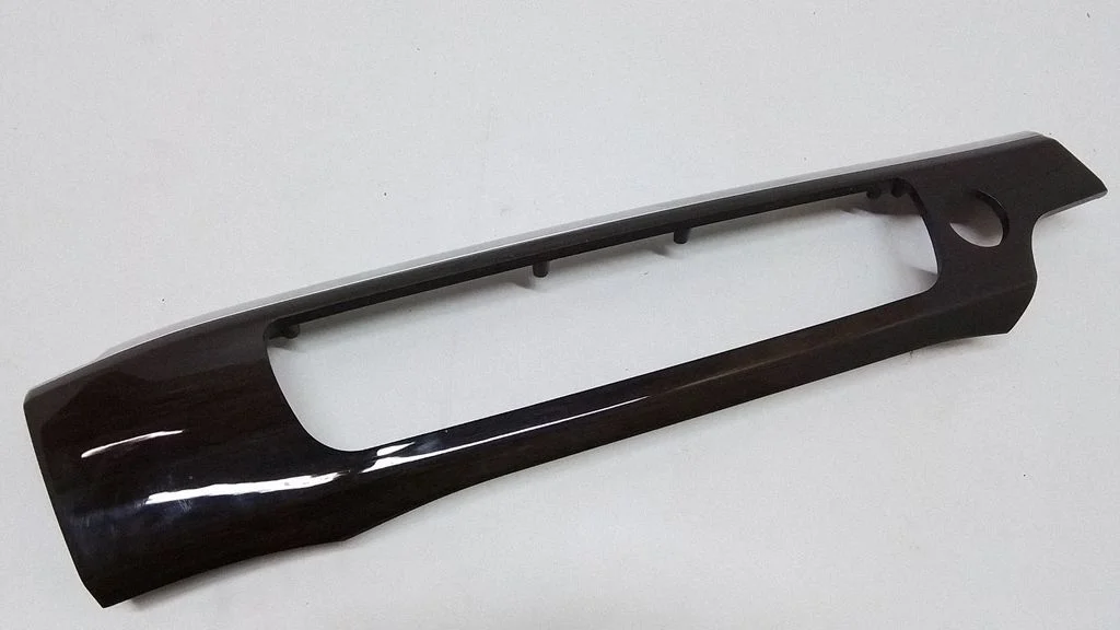Listwa ozdobna – BMW Seria 7 F01 F02 F03 F04 (2008-2016)