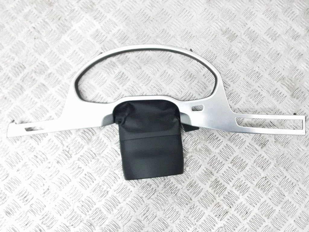 Dashboard trim 4H1853173