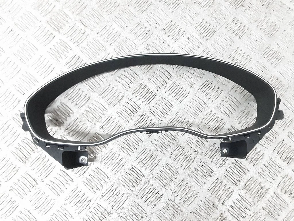 Dashboard trim 4G1857115B