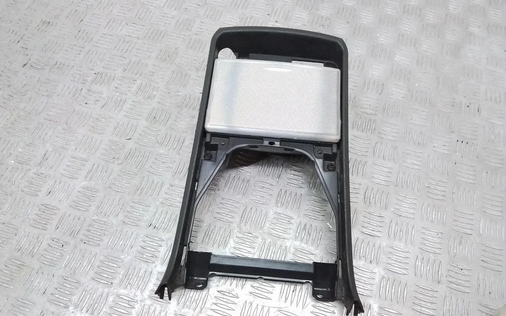 Cup holder – Volvo XC90 (2007-2014)