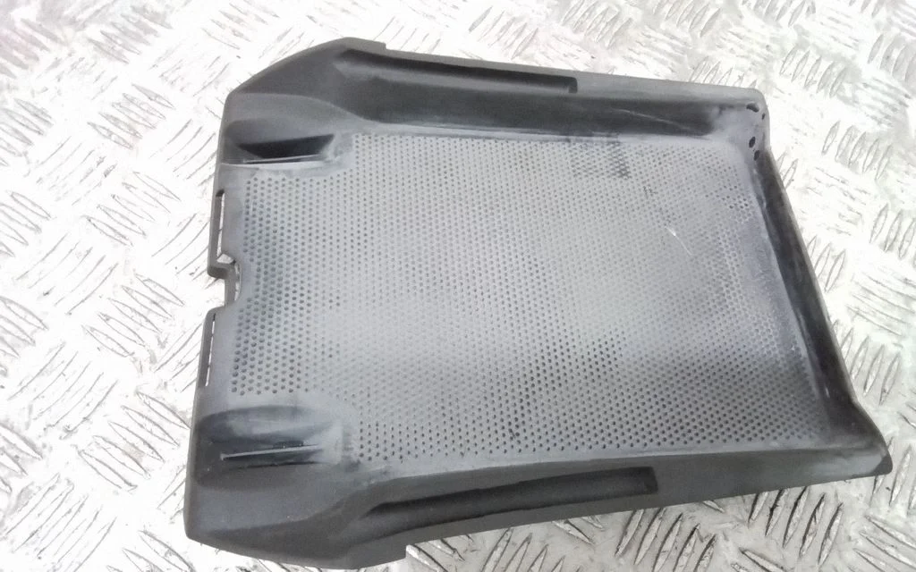 Panel drawer/shelf pad – Volvo C30 (2007-2010)