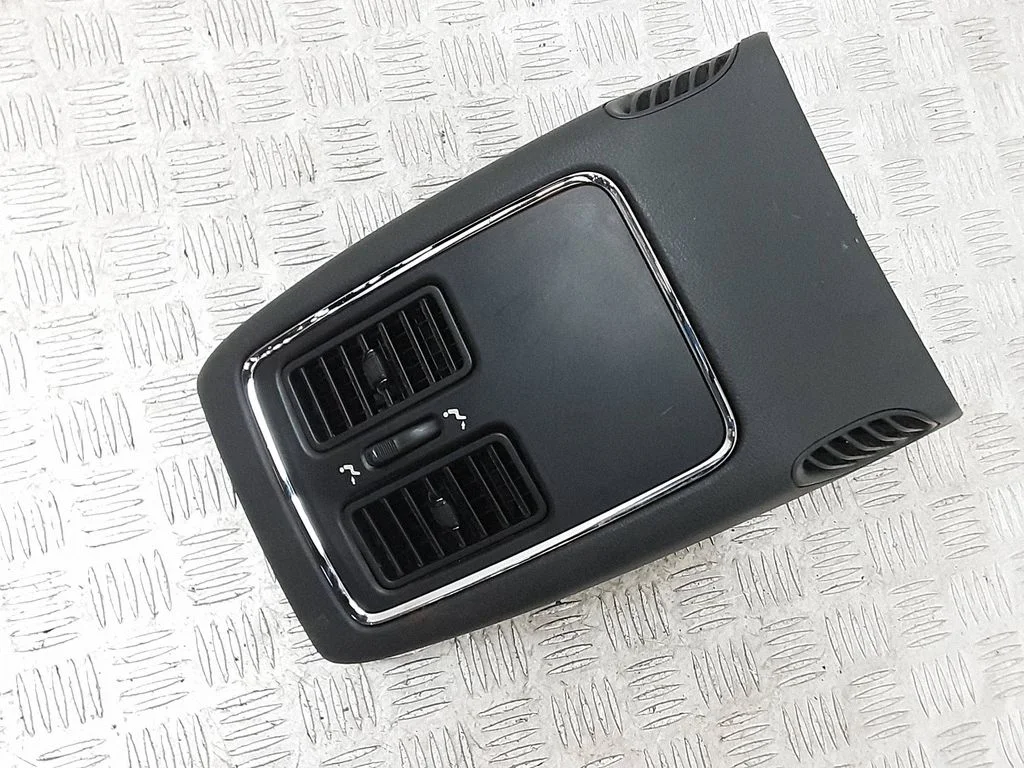 Rear air vent grill – Dodge Durango III (2010-)