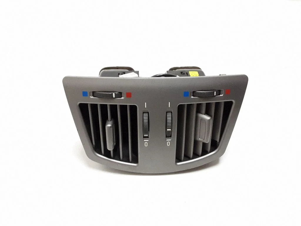 Rear air vent grill – BMW 7 Series E65 E66 (2001-2008)