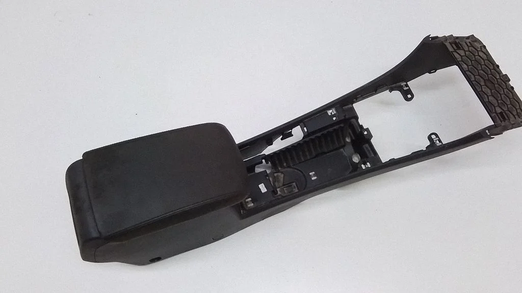 Armrest 561863243