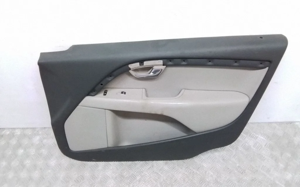 Front door card panel trim 30649484