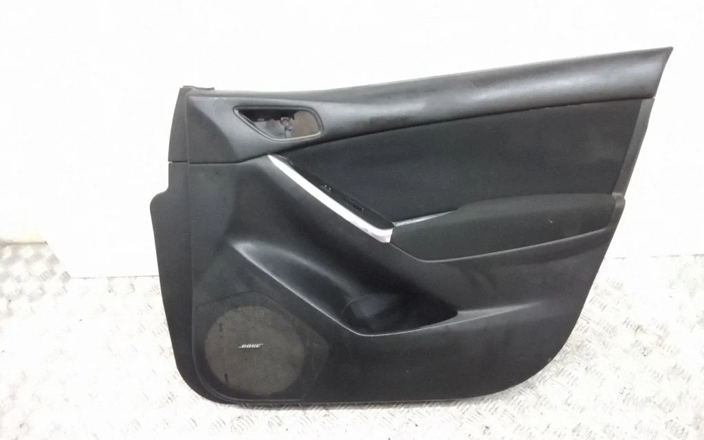 Front door card panel trim – front right