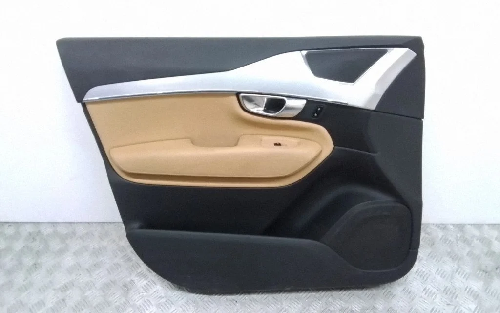 Front door card panel trim 31393113