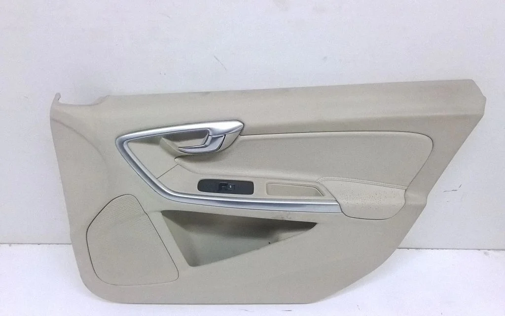 Front door card panel trim 8635857