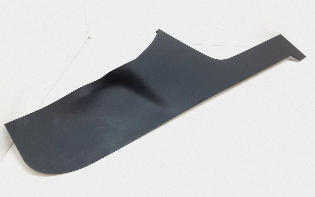 Centre console side trim front – Volvo V70 (2008-2013)