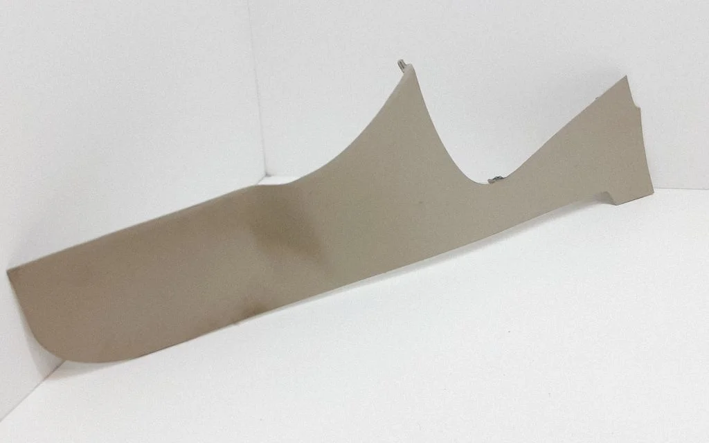 Centre console side trim front – Volvo XC60 (2009-2013)