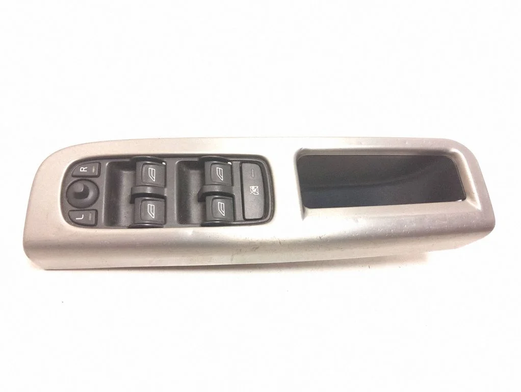 Front door window switch trim 8663815
