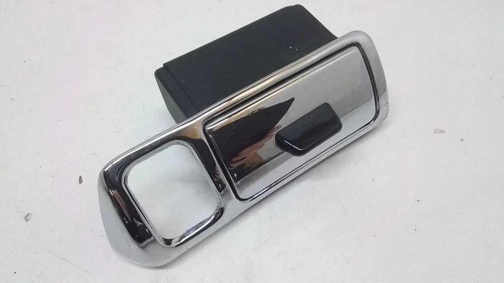 Rear door ashtray – Rolls-Royce Silver Spur (1980-1998)