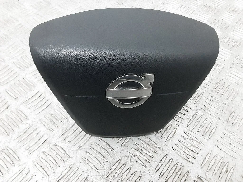 Steering wheel airbag – Volvo XC60 (2009-2013)
