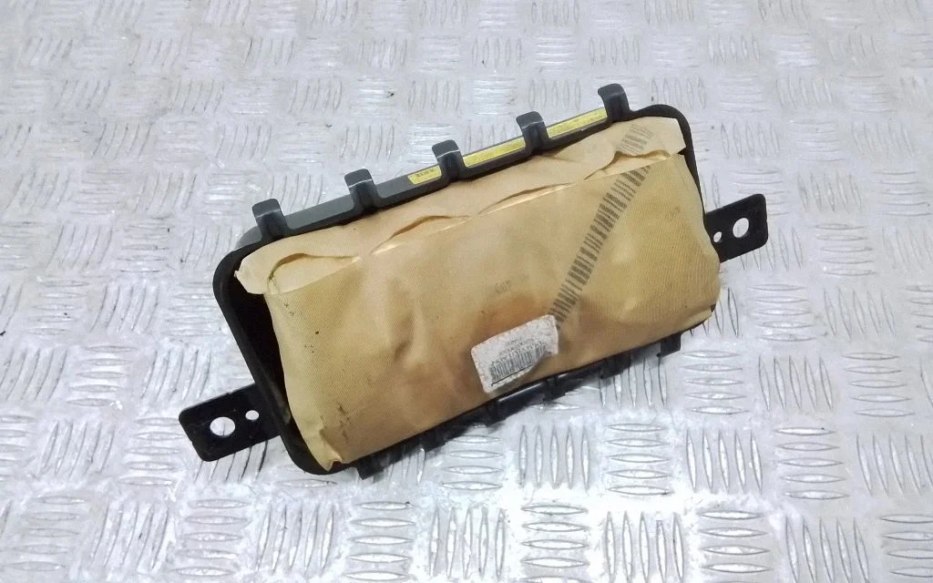 Passenger airbag 84530A4000