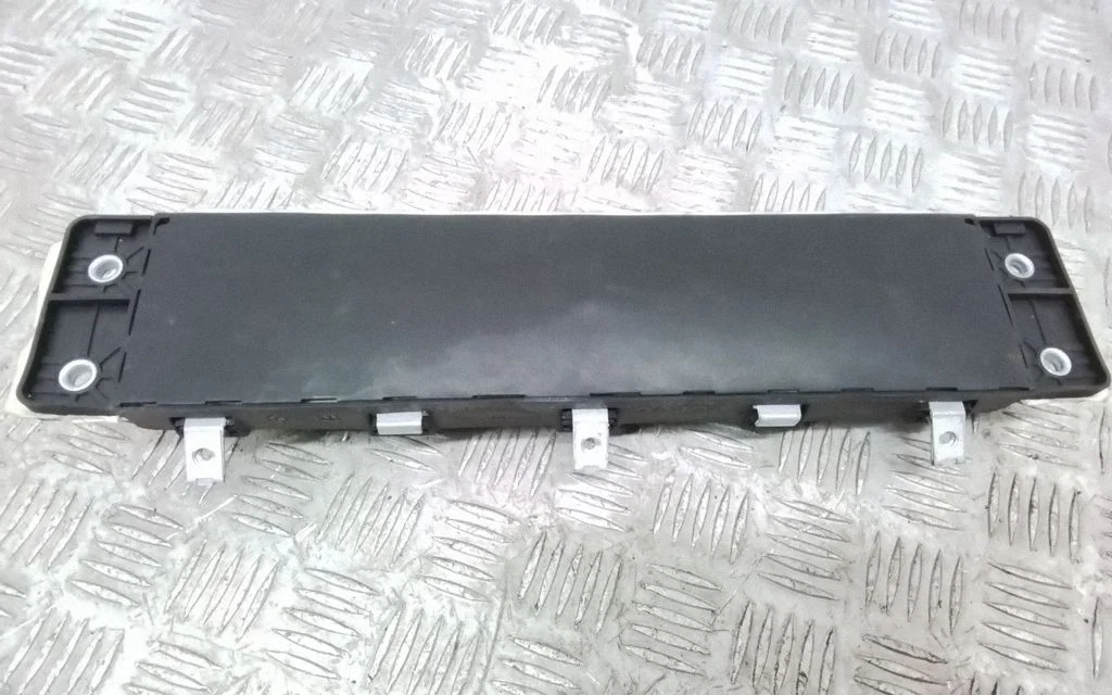 Knee airbag 31351334