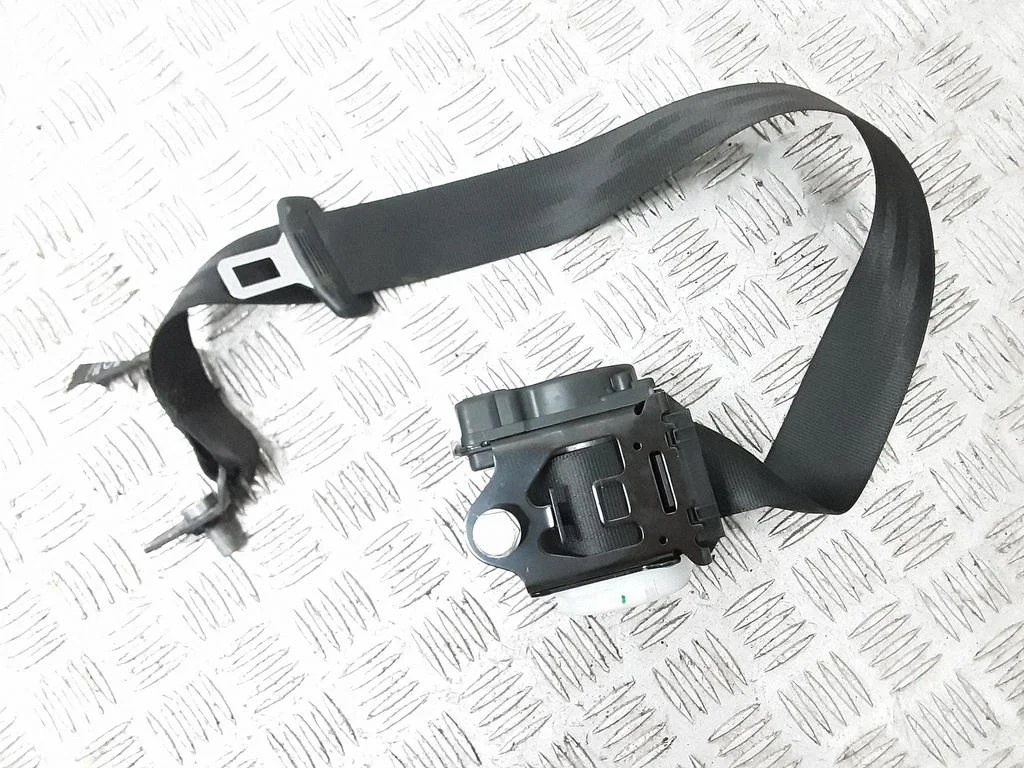 Rear seatbelt 8U0857805B