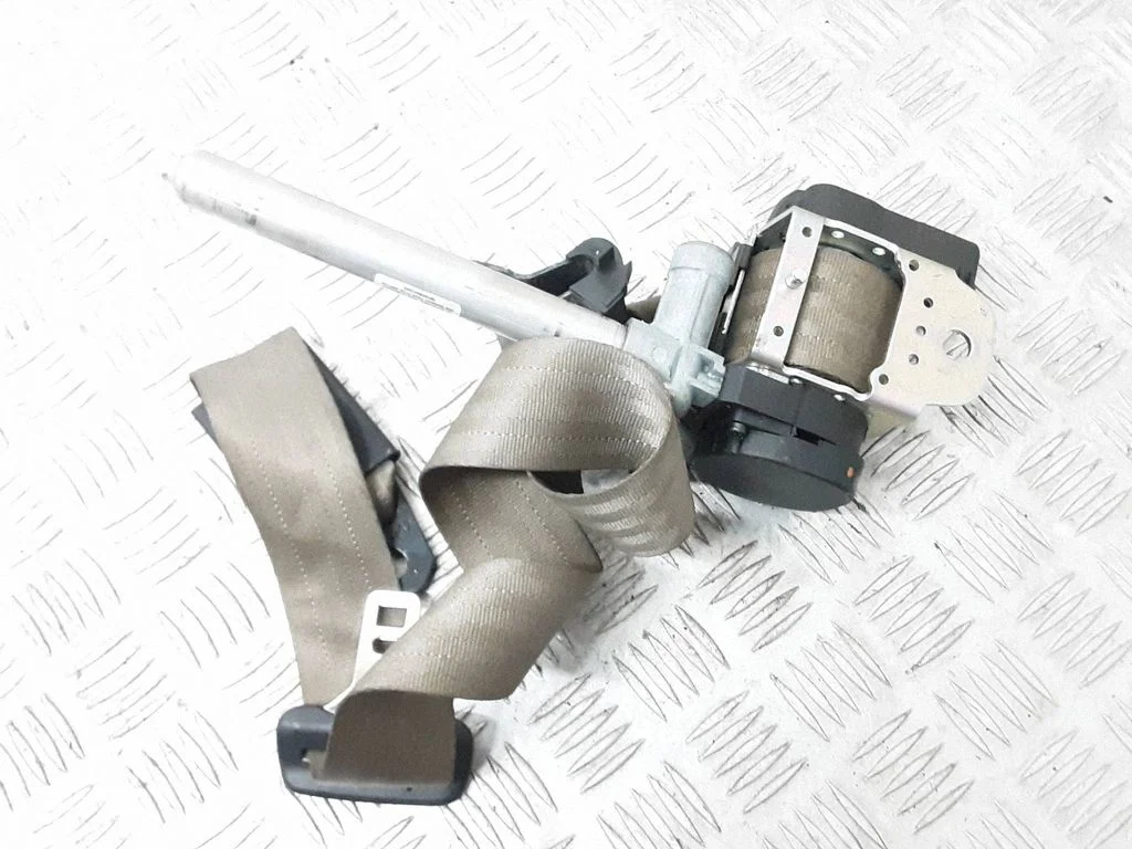 Tagumine turvavöö 31351471