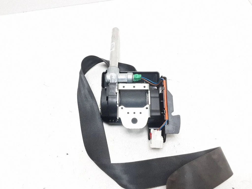 Middle seatbelt (rear) – Volvo V60 (2011-2013)