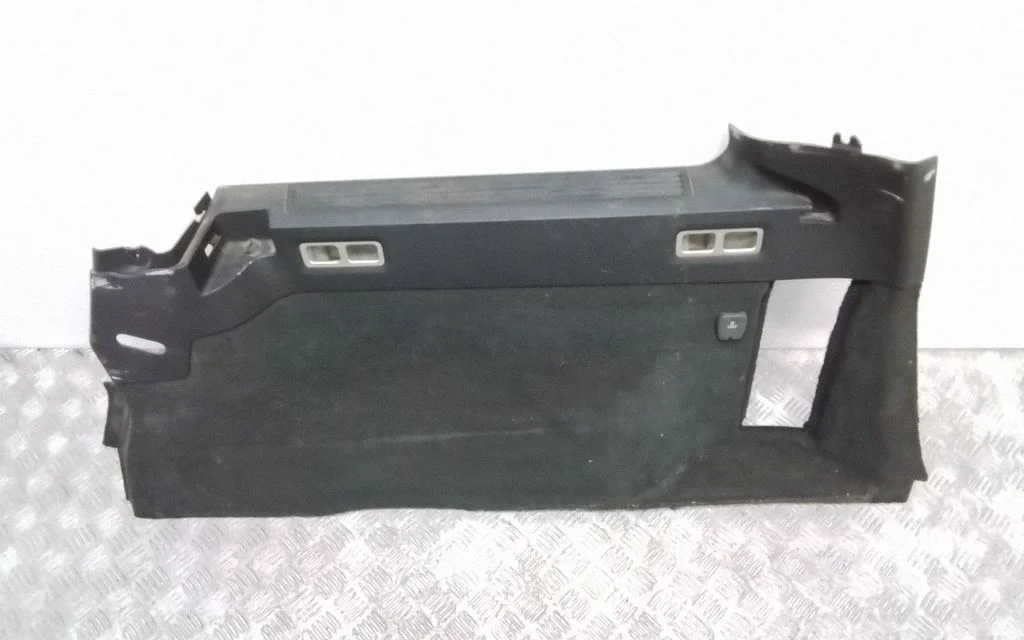 Trunk/boot lower side trim panel 39882908