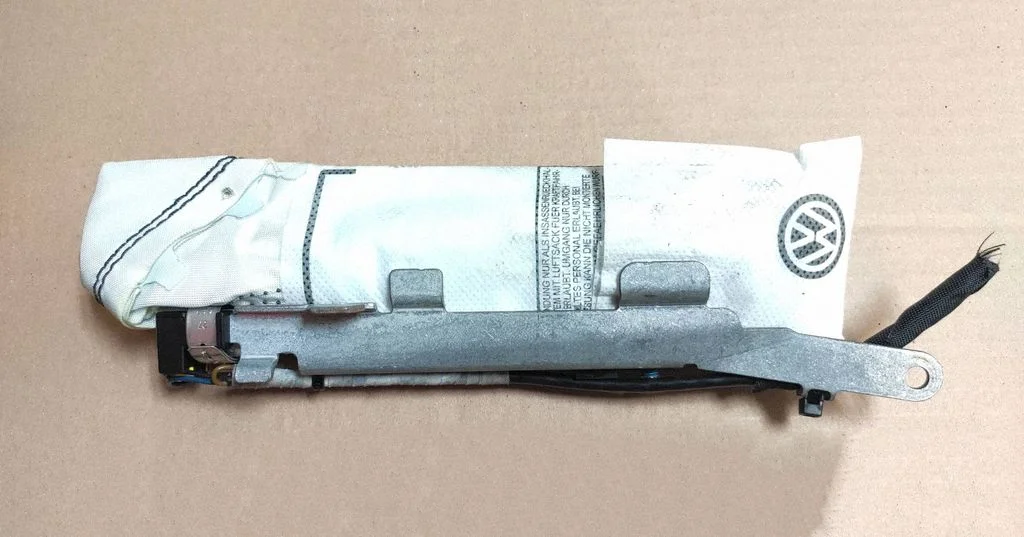 Istme turvapadi – Volkswagen Passat CC (2008-2016)