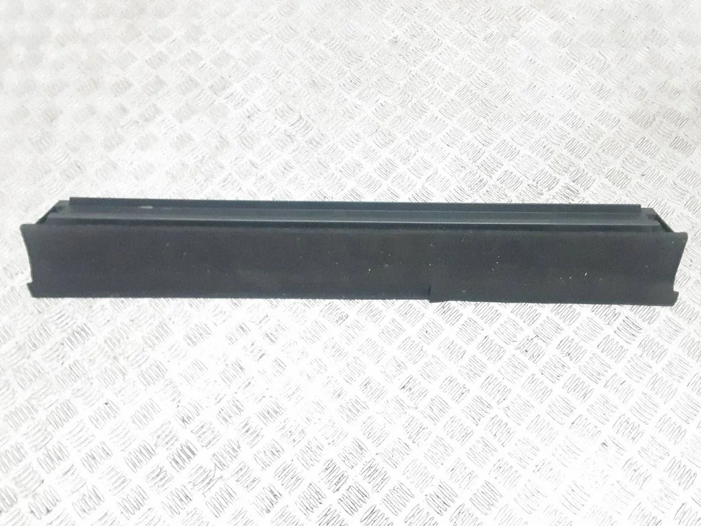Muu pagasiruumi viimistluse osa 5G9864514B