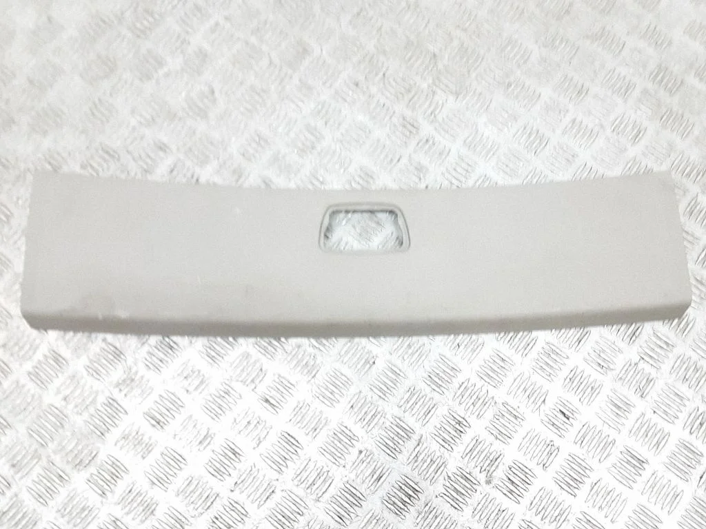 Muu pagasiruumi viimistluse osa 8663501