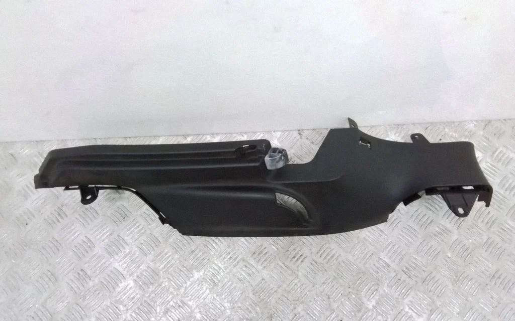Muu pagasiruumi viimistluse osa – BMW i3 (2013-)