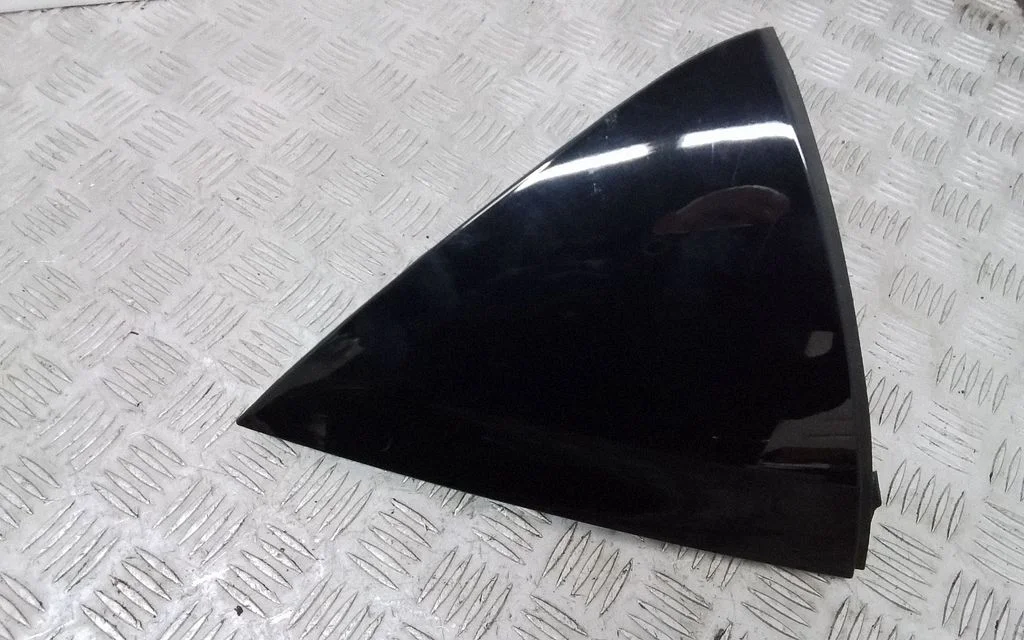 Osłona lampy tylnej 68227308AD