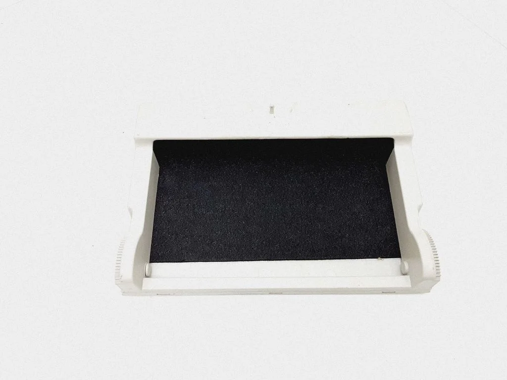 Headlining roof glove box – Chrysler Town & Country V (2008-2016)