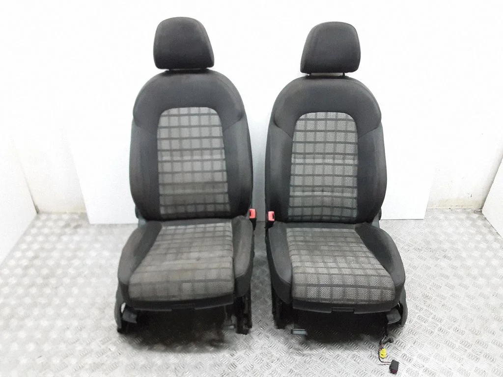 Seat set – Audi RS Q3 (2013-2018)