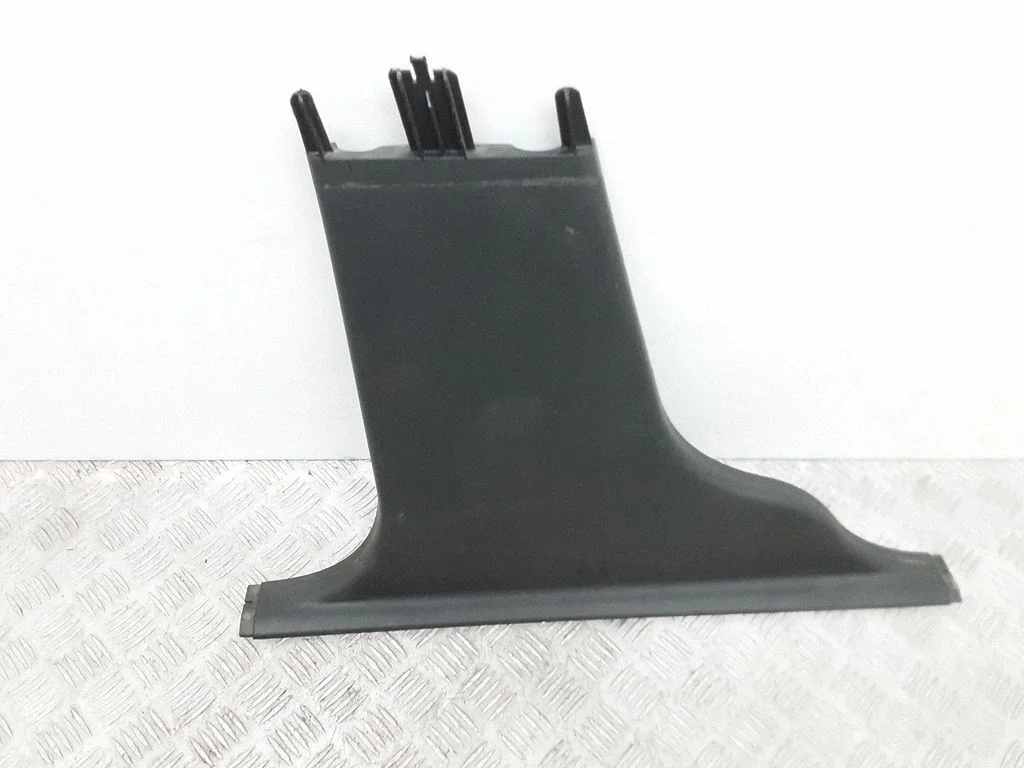 (B) piilari kate (alumine) 9486847