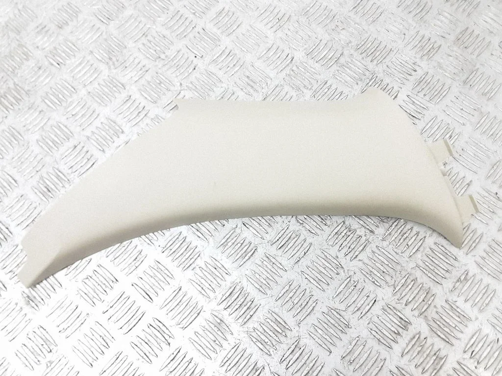 (C) pillar trim 30721149