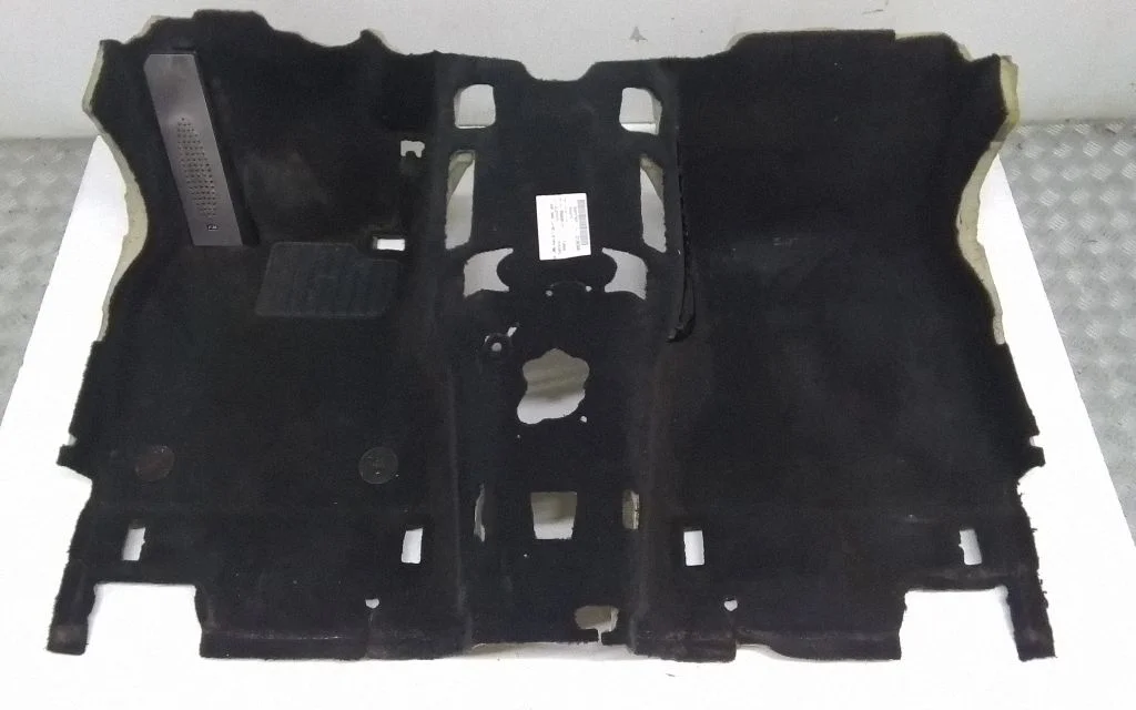 Front floor carpet liner 8056038
