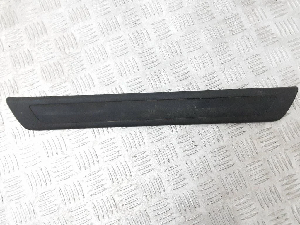 Esilävise kate (sisemine) 1GG71DX9AB
